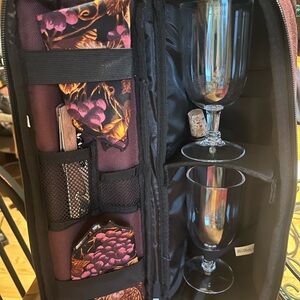 Insulated Portable Wine Carrier w/ Glasses, Screw Driver & Cork Burgundy